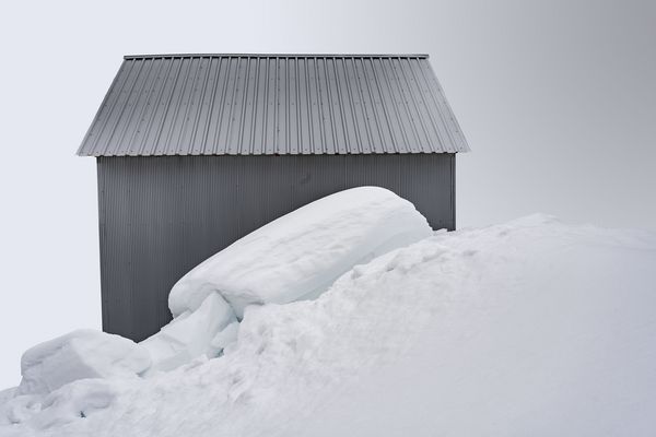 stephan zirwes Bakhmar Huts